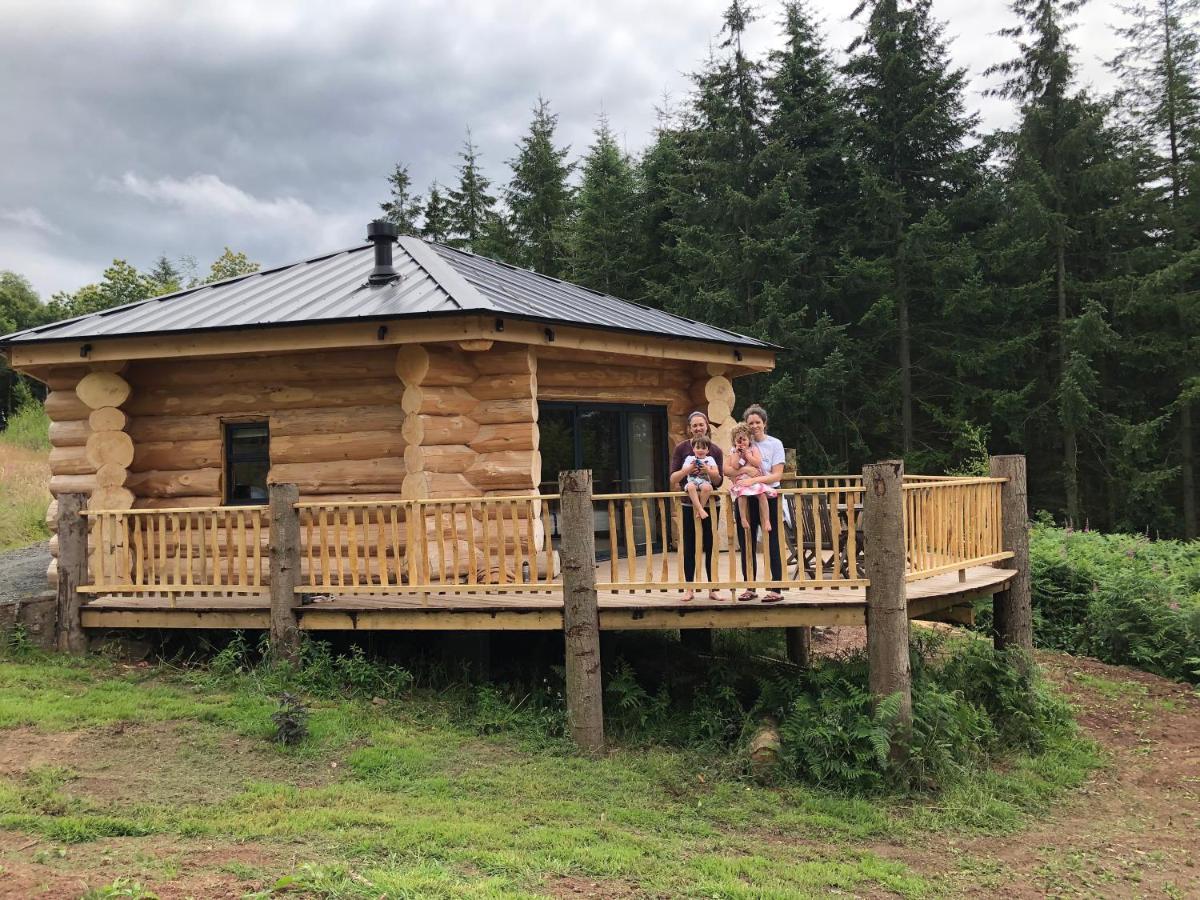 Coed Y Marchog Woodland Retreat Villa เฮริฟอร์ด ภายนอก รูปภาพ